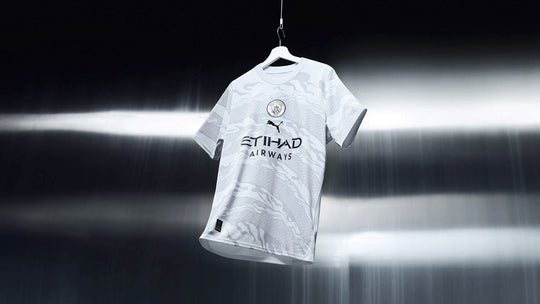 Camisa Manchester City “Ano do Dragão de Madeira” Edição Especial Torcedor 2024 - Cinza