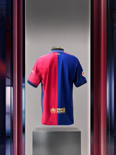 Camisa Barcelona 24/25 Home Nike Edição Especial Travis Scott - Azul e Vermelho